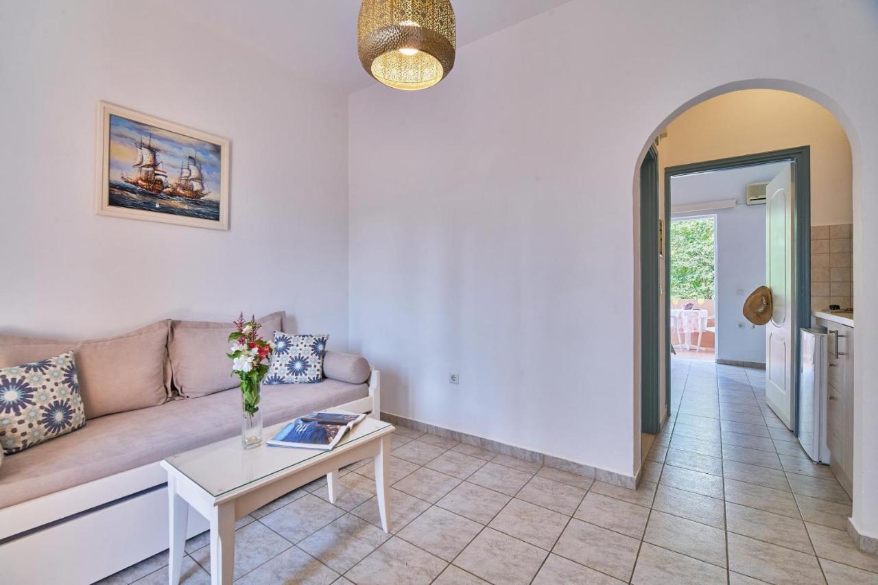 Solon Apartments Maleme  Exterior photo